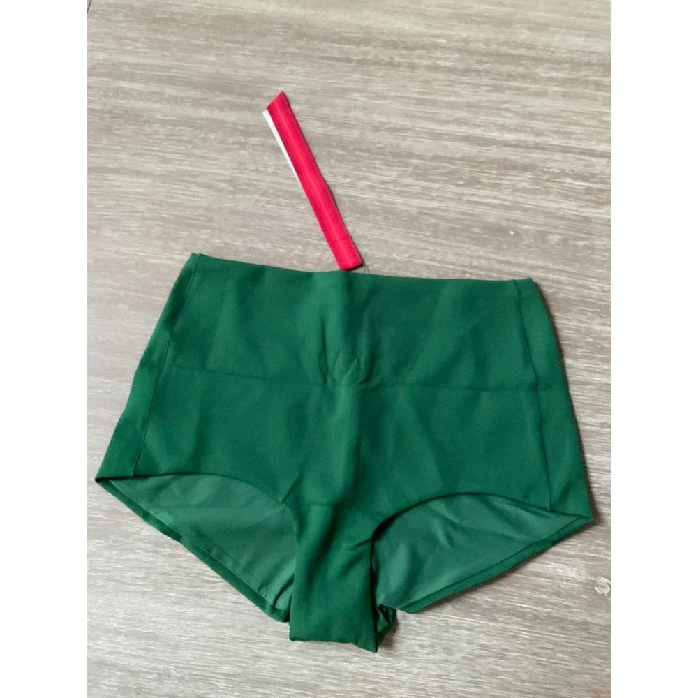 Left On Friday Barrel Bottom Tropics Green Size Large New With Tags